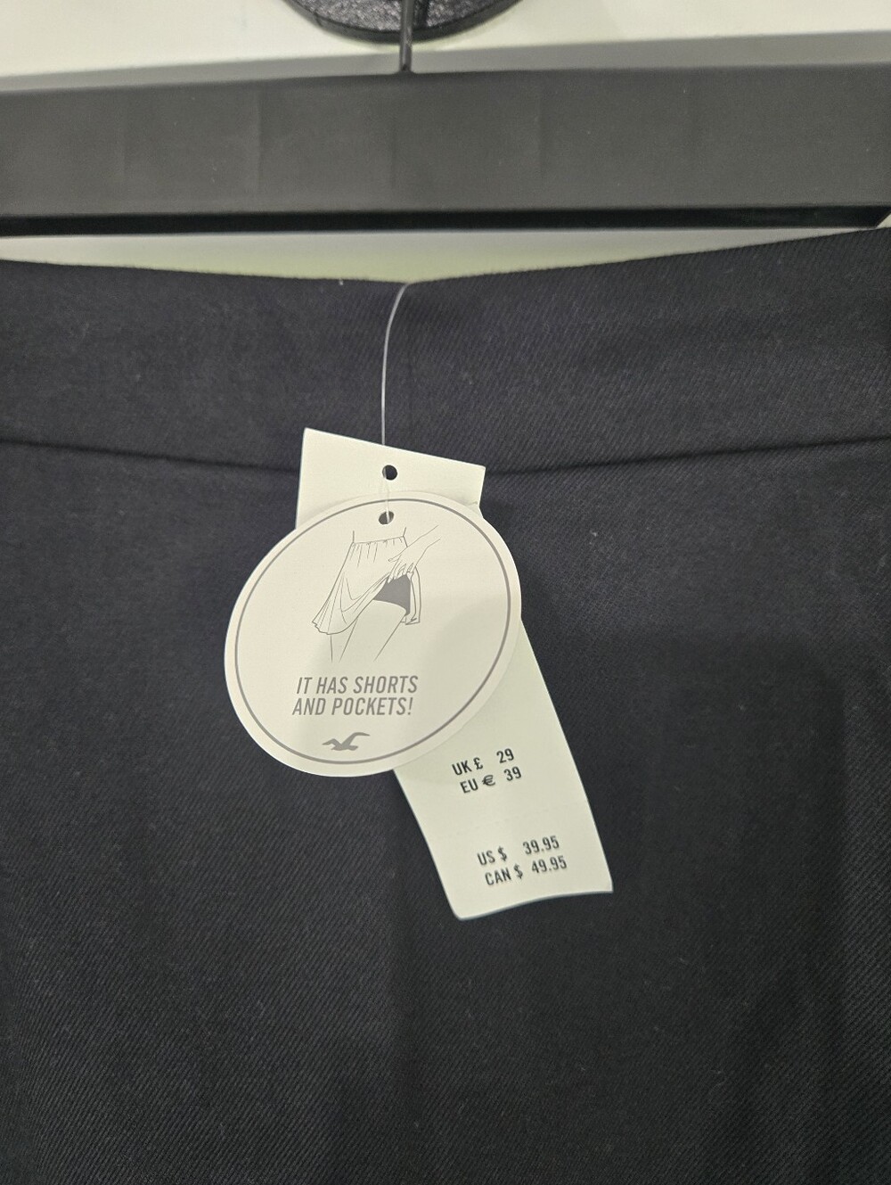 New. Hollister Black Skort with Built-In Shorts & Pockets Medium - Picture 2 of 4
